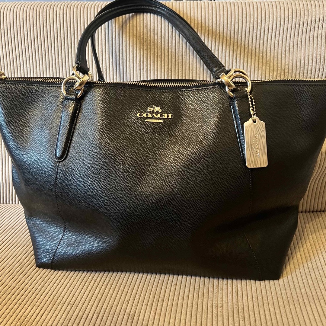 袋付きCOACH leather handbag ハンドバッグ　レザー　ブラック