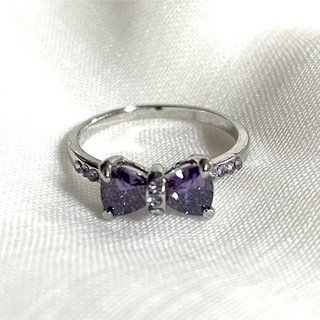 シルバーリボンリング パープル 紫 ビジュー ラインストーン 指輪 19号(リング(指輪))