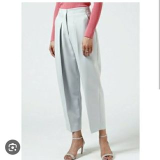 STUNNING LURE(クロップドパンツ)のフリマアイテム一覧 STUNNING LURE(クロップドパンツ)のフリマアイテム一覧