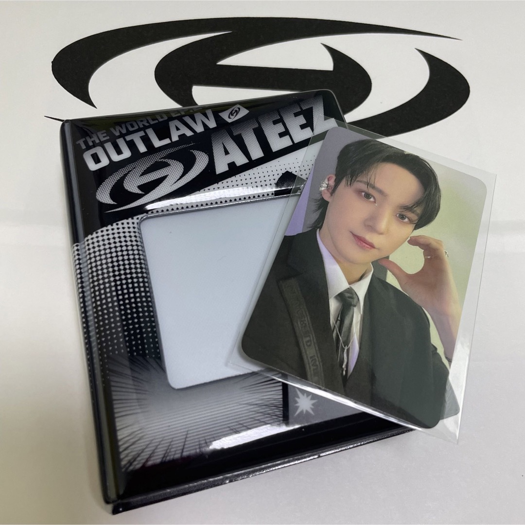 ATEEZ  ユノ OUTLAW POPUP コレクトブック