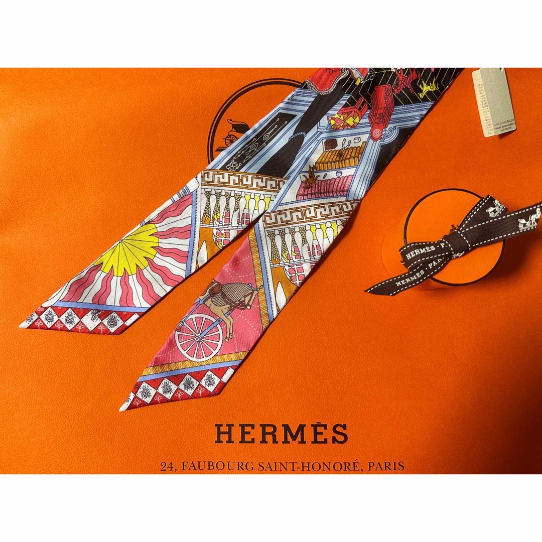 Hermes(エルメス)の新品未使用　エルメス2023SS新作　オブジェ ドゥ キュリオジテ レディースのファッション小物(バンダナ/スカーフ)の商品写真