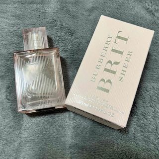 バーバリー(BURBERRY)のBurberry brit バーバリー　ブリットシアー　30ml(香水(女性用))