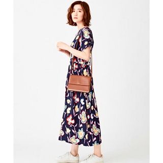 ポールスミス(Paul Smith)の新品タグ付　夏用　Paul Smith   フローラルプリント ワンピース　M(ひざ丈ワンピース)