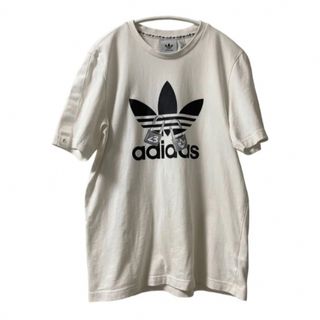 アディダス(adidas)のadidas バレンタイン　tシャツ(Tシャツ/カットソー(半袖/袖なし))