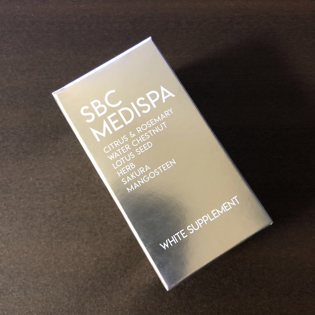 SBC MEDISPA ホワイトサプリメント 飲む日焼け止め 30粒入 コスメ/美容のボディケア(日焼け止め/サンオイル)の商品写真