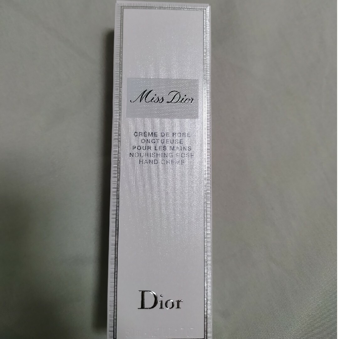 Dior(ディオール)の【ki..na様専用】ミス・ディオール　ハンドクリーム コスメ/美容のボディケア(ハンドクリーム)の商品写真