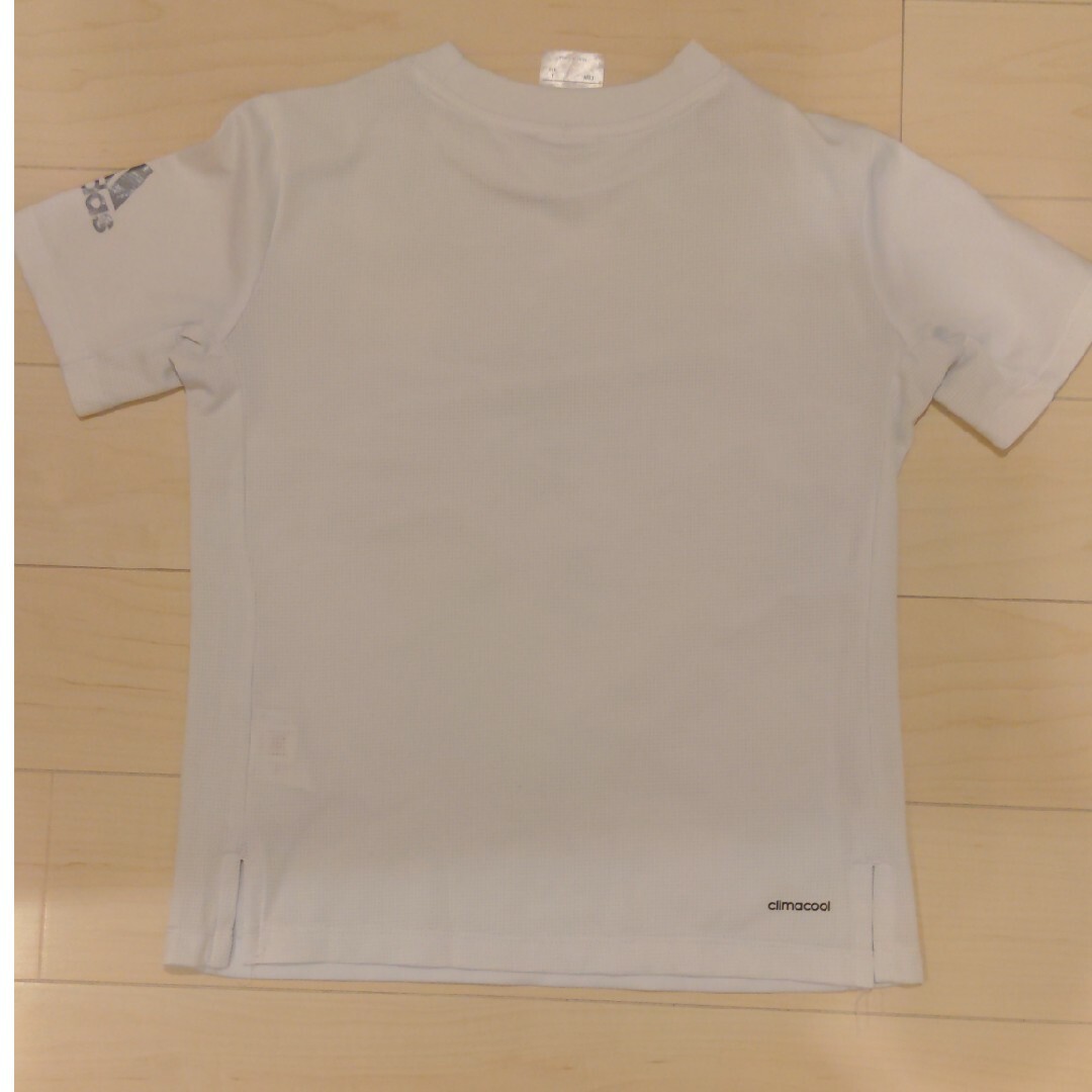 adidas(アディダス)のadidas　Tシャツ キッズ/ベビー/マタニティのキッズ服男の子用(90cm~)(Tシャツ/カットソー)の商品写真