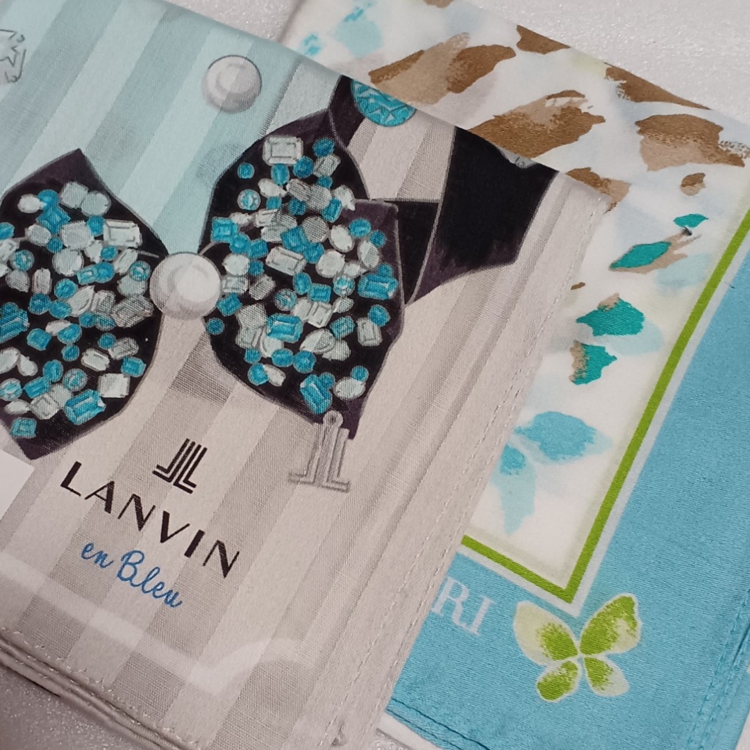 LANVIN en Bleu(ランバンオンブルー)の値下げ📌ランバンen Bleu&ハナエモリ☆大判ハンカチ2枚セット🎀 レディースのファッション小物(ハンカチ)の商品写真