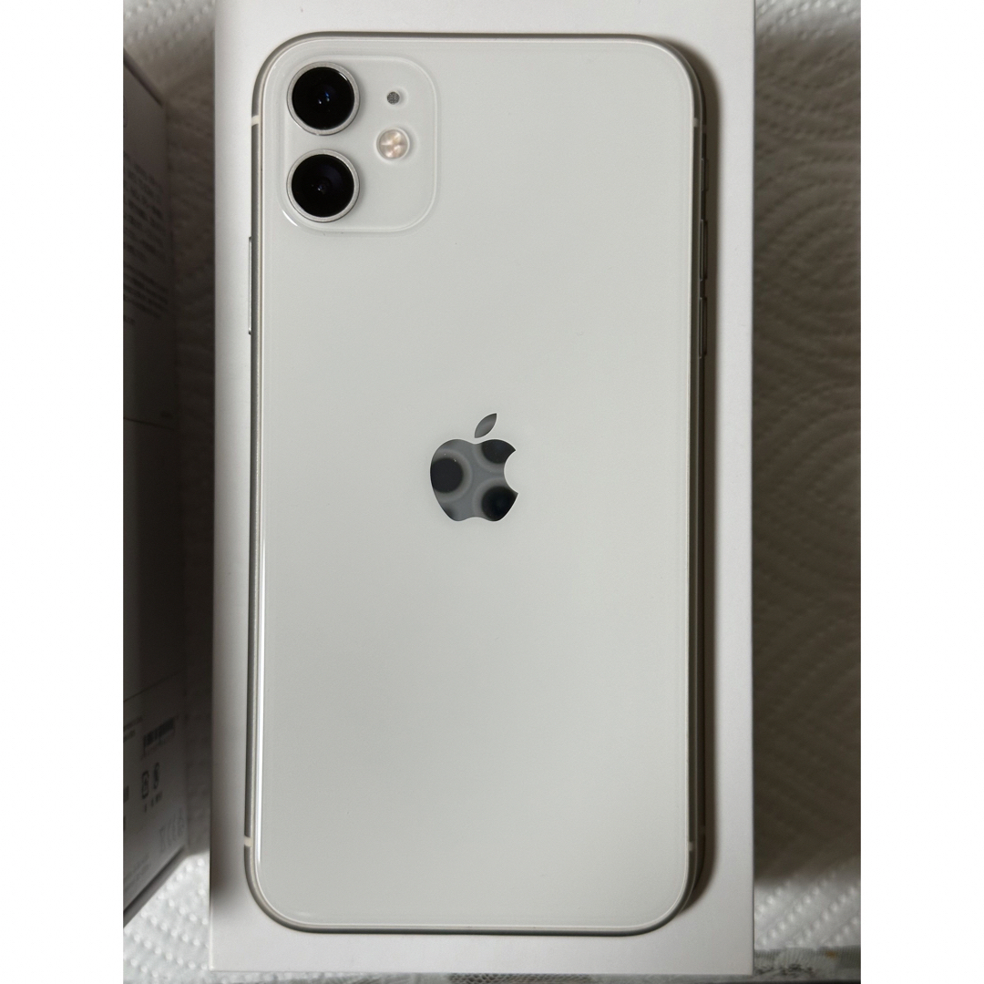 アップル iPhone11 128GB ホワイト au SIMフリー - スマートフォン本体