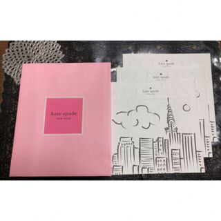 ケイトスペードニューヨーク(kate spade new york)のkate spade NEW YORKの小物用紙袋と塗り絵3冊(ショップ袋)