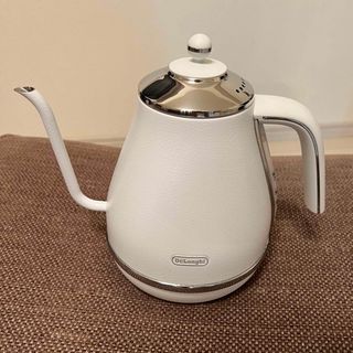 デロンギ(DeLonghi)のデロンギ(DeLonghi) ケトル アイコナ ホワイト(電気ケトル)