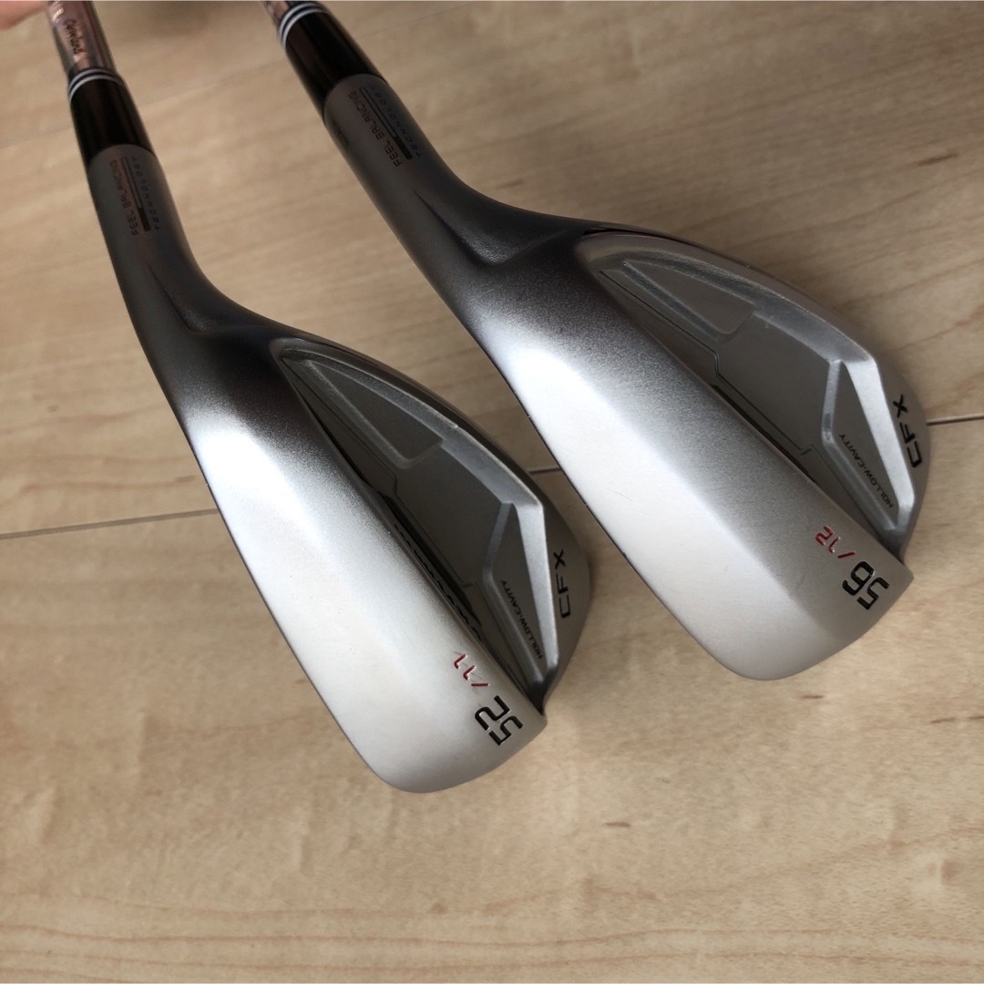 Cleveland Golf(クリーブランドゴルフ)の【美品】クリーブランド  CFX ウェッジ  52度　56度　D/G 2本セット スポーツ/アウトドアのゴルフ(クラブ)の商品写真