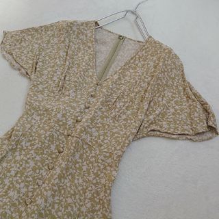 【美品】フレアスリーブ プリント ワンピース ライトグリーン S