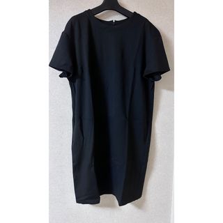 UNIQLO - ユニクロ UNIQLO Tシャツワンピース クルーネック ブラックの ...