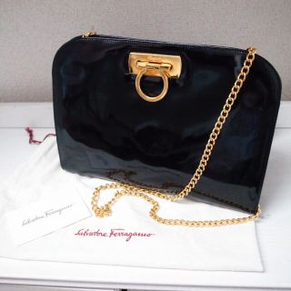 Salvatore Ferragamo - 正規品♡最安値♡フェラガモ チェーン ...