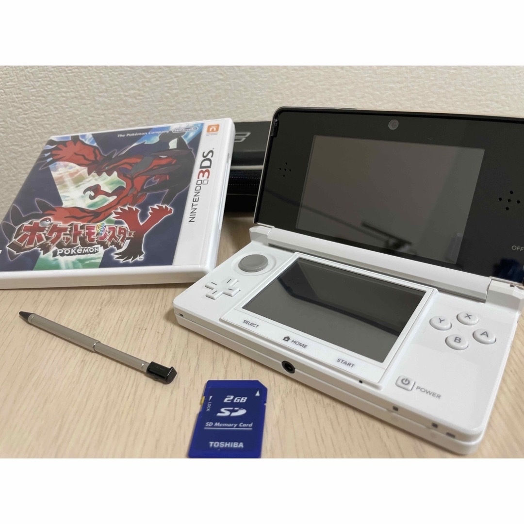 ニンテンドー3DS LLホワイト 本体充電器3DSケース タッチペンカセット付き