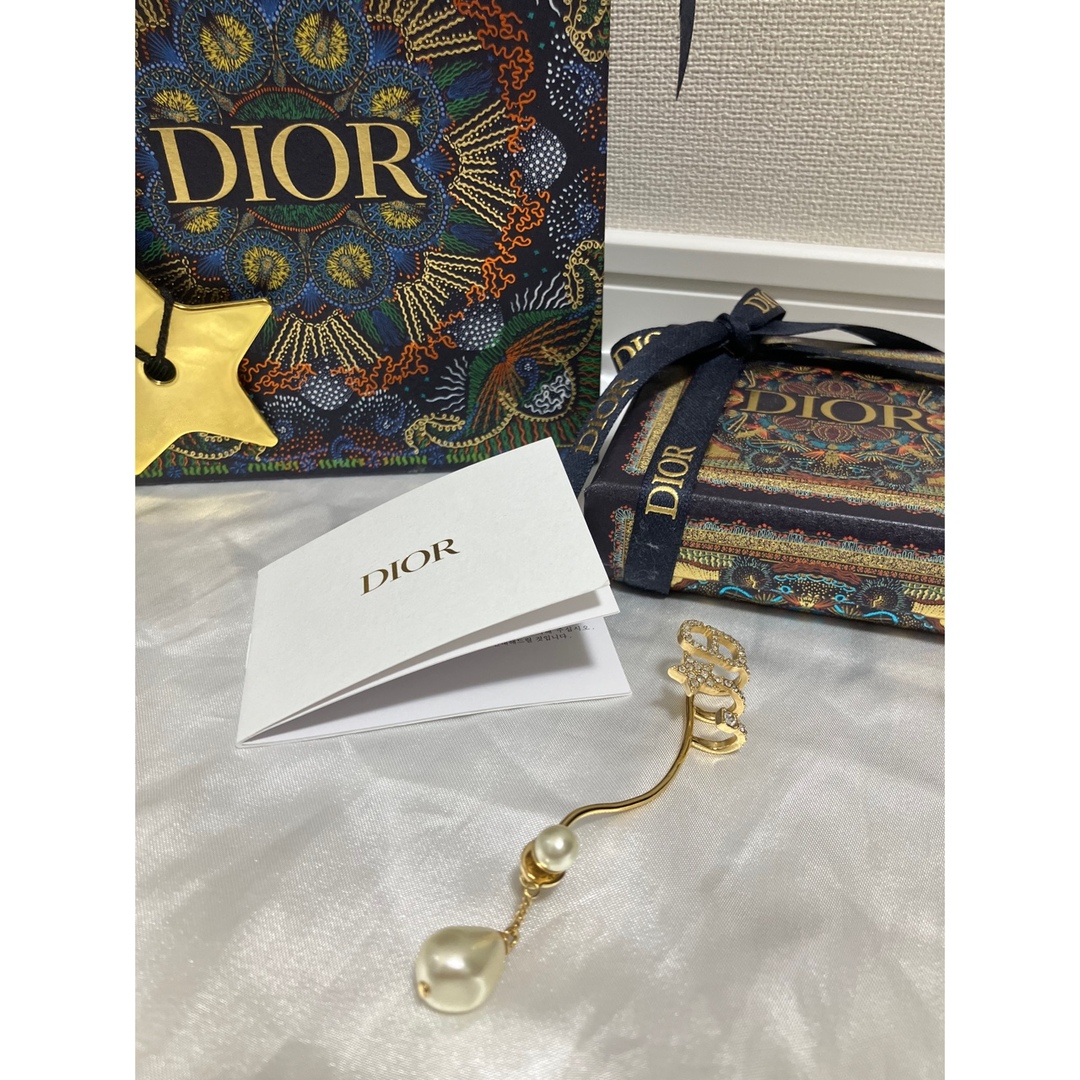 DIOR イヤーカフ ホリデー限定包装付き