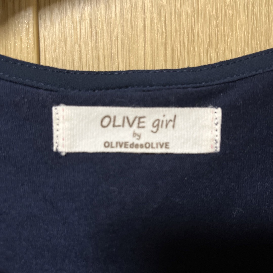 OLIVEdesOLIVE(オリーブデオリーブ)の✨値下げ✨【しまむら】OLIVE girl   シアーシャツ　ノースリーブ レディースのトップス(シャツ/ブラウス(半袖/袖なし))の商品写真