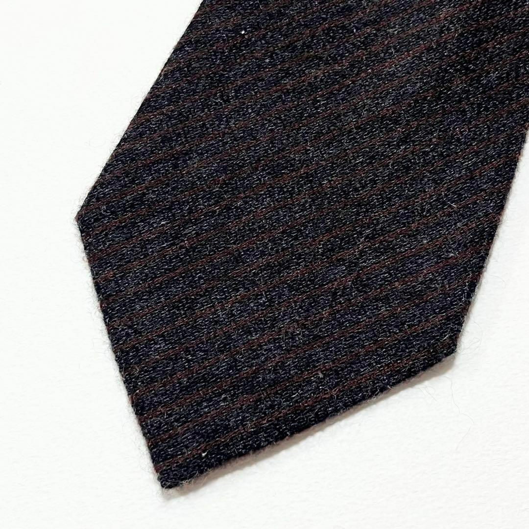 Giorgio Armani(ジョルジオアルマーニ)の【美品】アルマーニ ネクタイ ストライプ柄 ウール調 シルク ネイビー×ブラウン メンズのファッション小物(ネクタイ)の商品写真