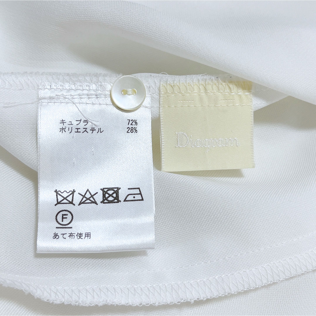 GRACE CONTINENTAL(グレースコンチネンタル)のグレースコンチネンタル Diagram サイドレースアップシャツブラウス レディースのトップス(シャツ/ブラウス(半袖/袖なし))の商品写真
