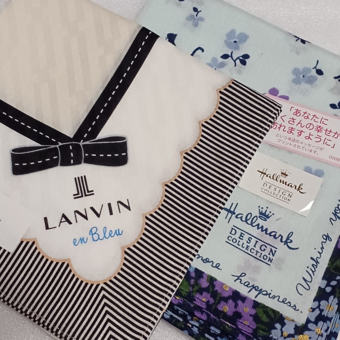 LANVIN en Bleu(ランバンオンブルー)の値下げ📌ランバンen Bleu&ホールマーク☆大判ハンカチ２枚セット🎀 レディースのファッション小物(ハンカチ)の商品写真