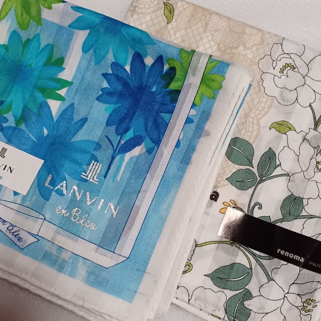 LANVIN en Bleu(ランバンオンブルー)の値下げ📌ランバンen Bleu&レノマ☆大判ハンカチ２枚セット🌼 レディースのファッション小物(ハンカチ)の商品写真