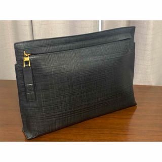 ロエベ(LOEWE)のロエベ　Tポーチ　リネン(セカンドバッグ/クラッチバッグ)