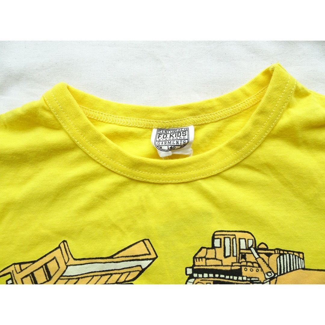 F.O.KIDS(エフオーキッズ)のF.O.KIDS★エフオーキッズ★半袖Tシャツ★働く車★140★新品未使用 キッズ/ベビー/マタニティのキッズ服男の子用(90cm~)(Tシャツ/カットソー)の商品写真