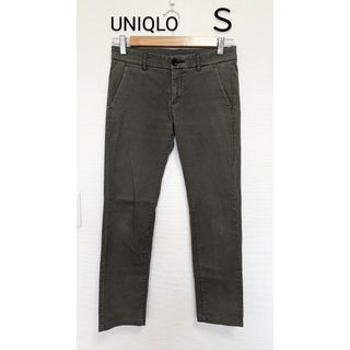 ユニクロ(UNIQLO)のユニクロ　ストレッチパンツ　カーキ　ローライズ　Ｓ(その他)