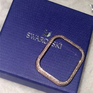 スワロフスキー(SWAROVSKI)のスワロフスキーAppleWatchケースse40MM(腕時計(デジタル))