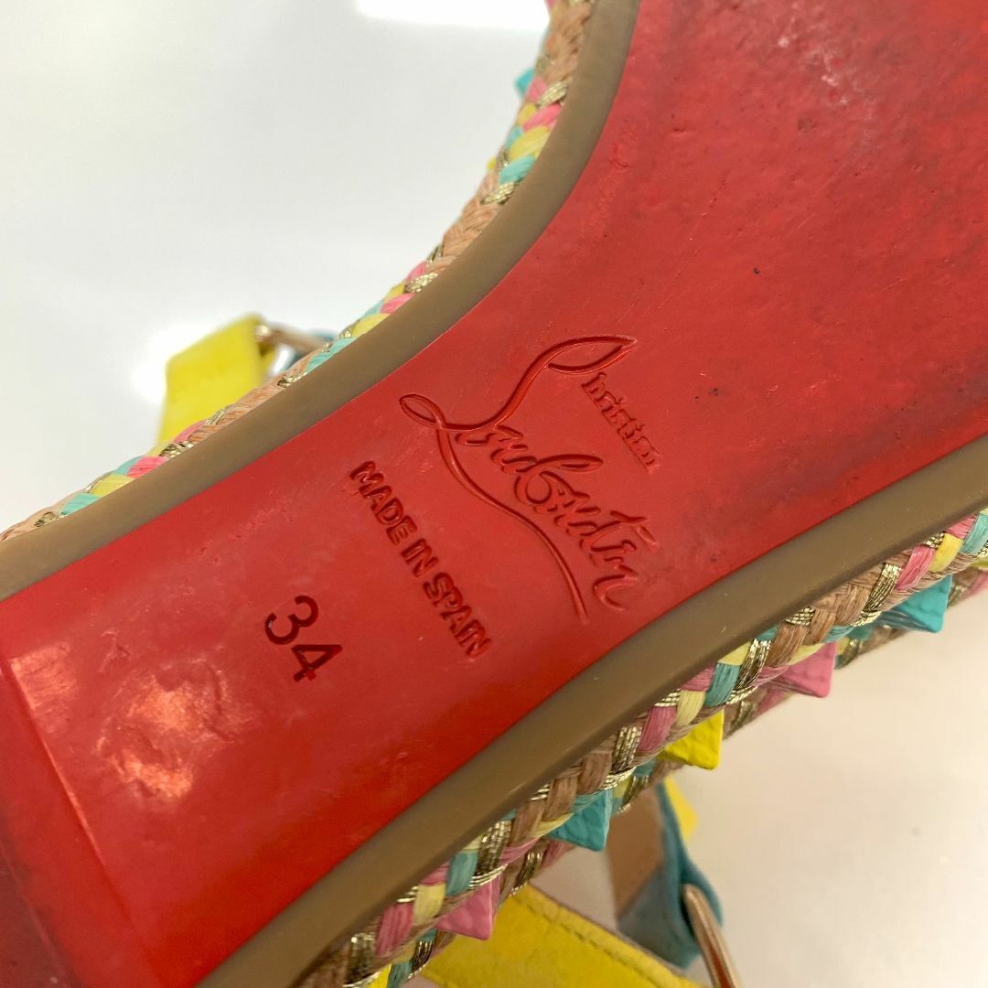 Christian Louboutin(クリスチャンルブタン)の5193 クリスチャンルブタン ピラリヤド スタッズ スエード ウェッジサンダル レディースの靴/シューズ(サンダル)の商品写真