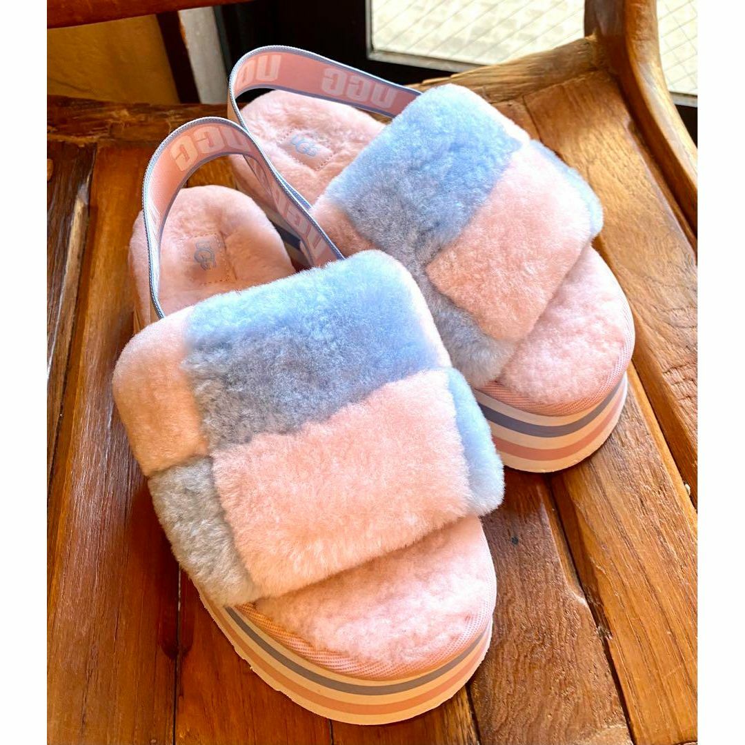 激レア③超超美品✨23cm✨UGG✨ディスコ チェッカー スライド✨厚底サンダル