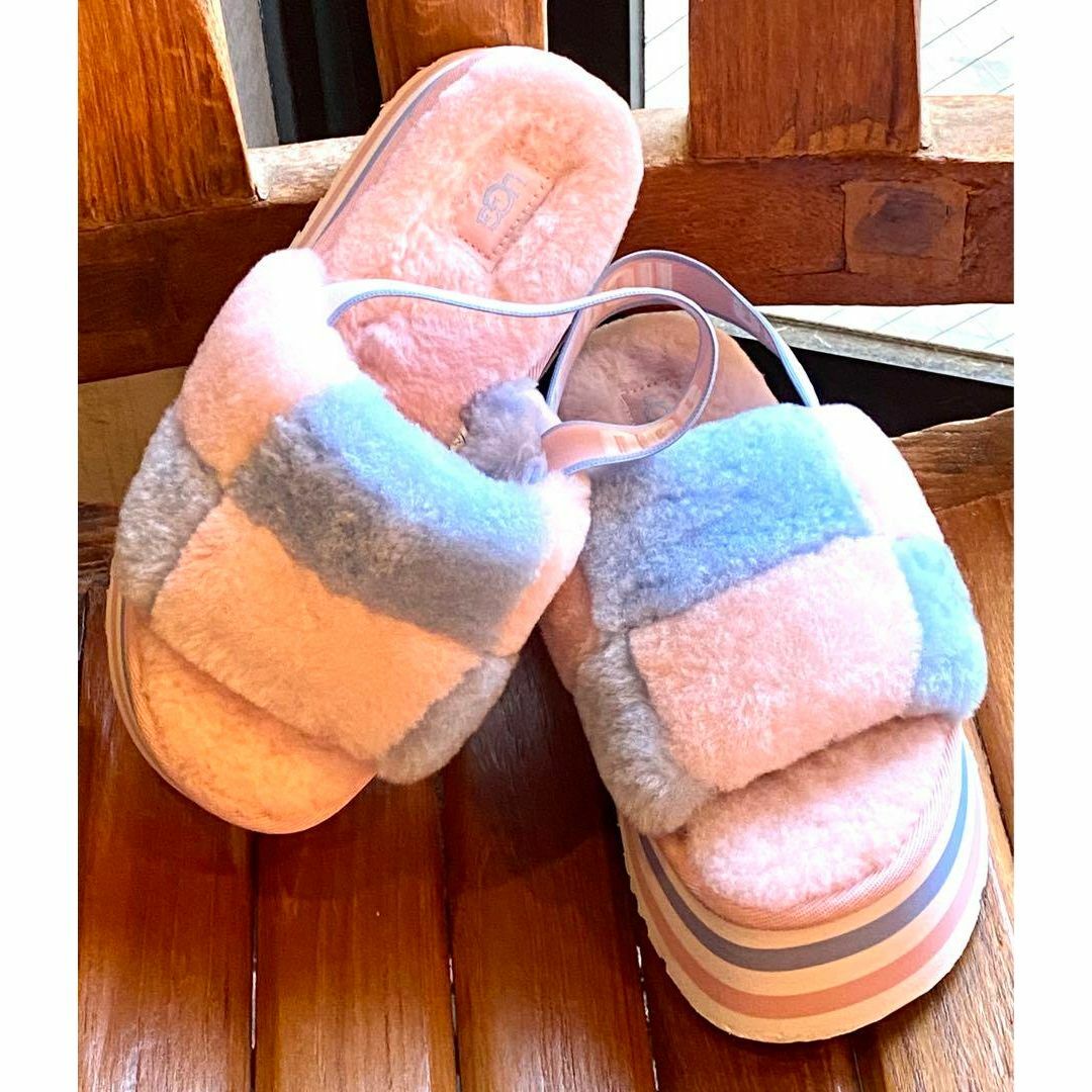 激レア③超超美品✨23cm✨UGG✨ディスコ チェッカー スライド✨厚底サンダル