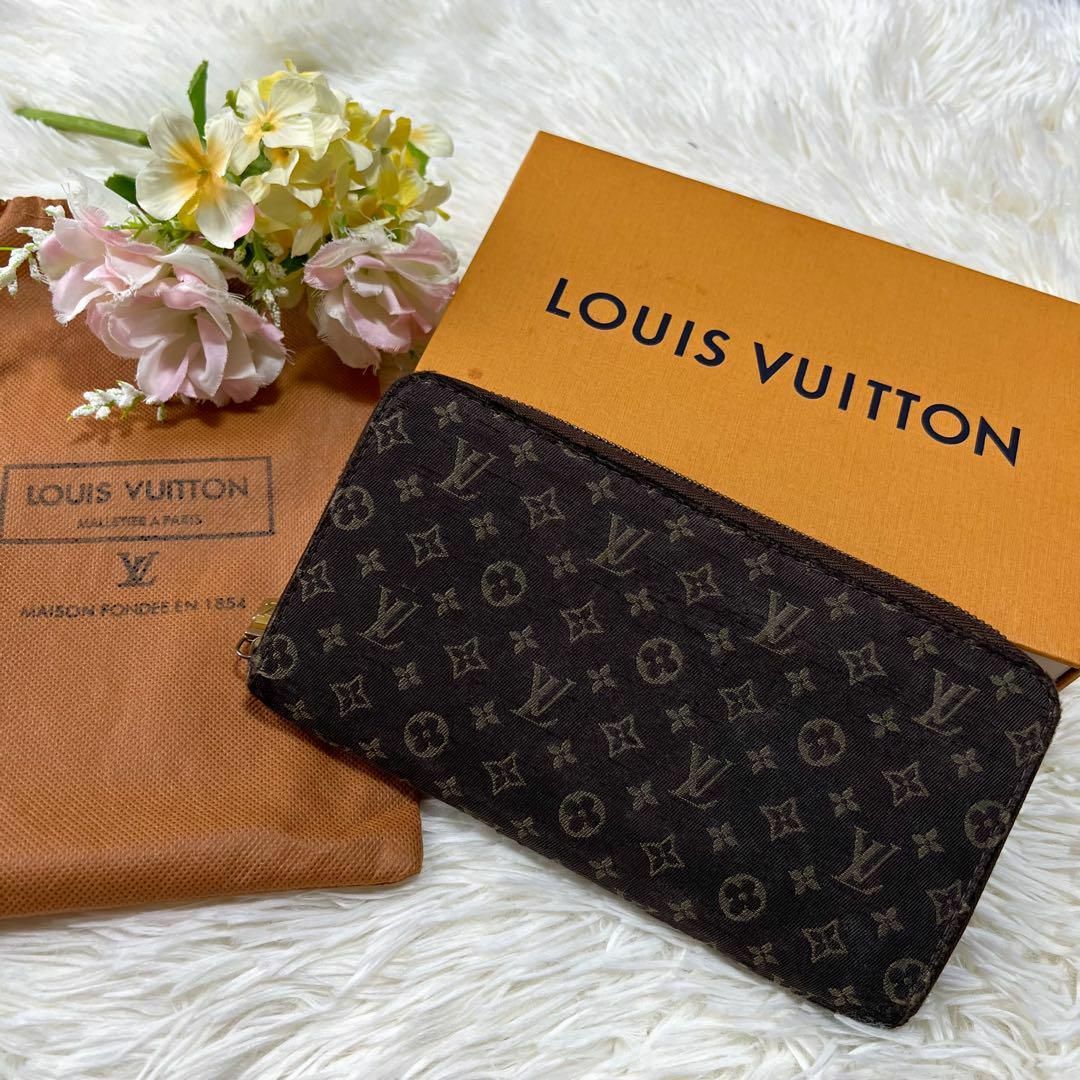 LOUIS VUITTON(ルイヴィトン)の【美品】ルイヴィトン 長財布 ラウンドファスナー デニム モノグラムイディール レディースのファッション小物(財布)の商品写真