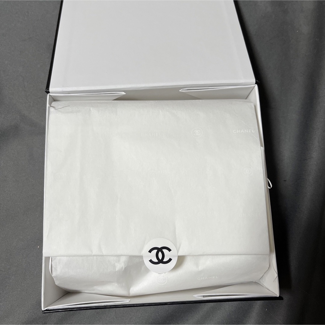 CHANEL(シャネル)のCHANEL ギフトボックス インテリア/住まい/日用品のオフィス用品(ラッピング/包装)の商品写真