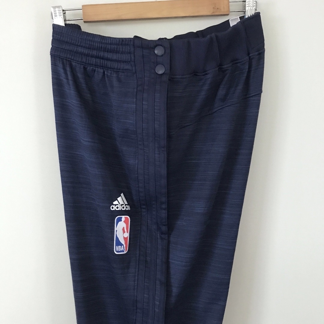 adidas(アディダス)のadidas NBA★スナップパンツ★ワシントン ウィザーズ dc★海外L+2 メンズのパンツ(その他)の商品写真