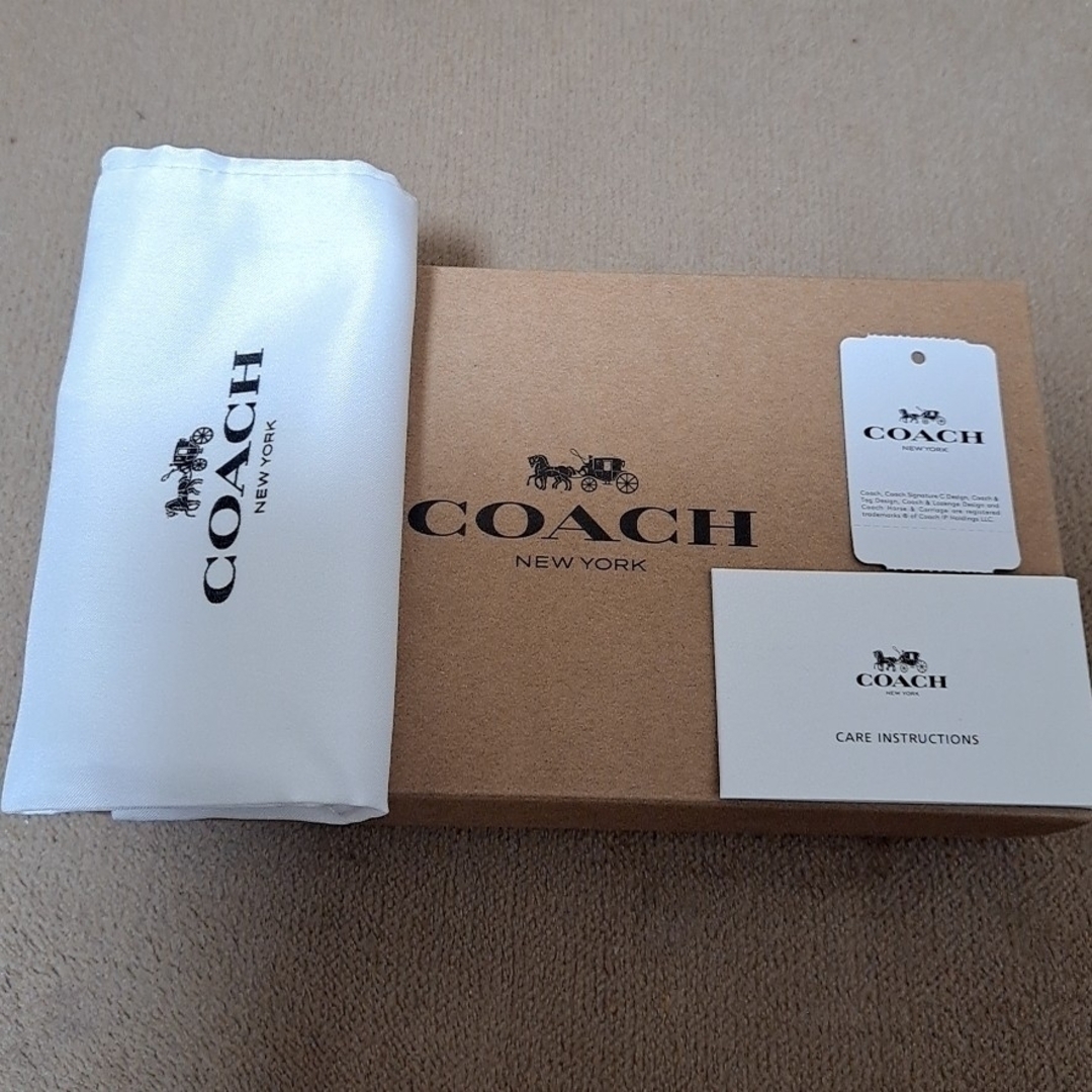 【新品】COACH　長財布