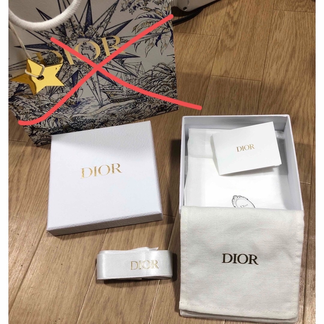 Dior ネックレス おまけで箱付けます