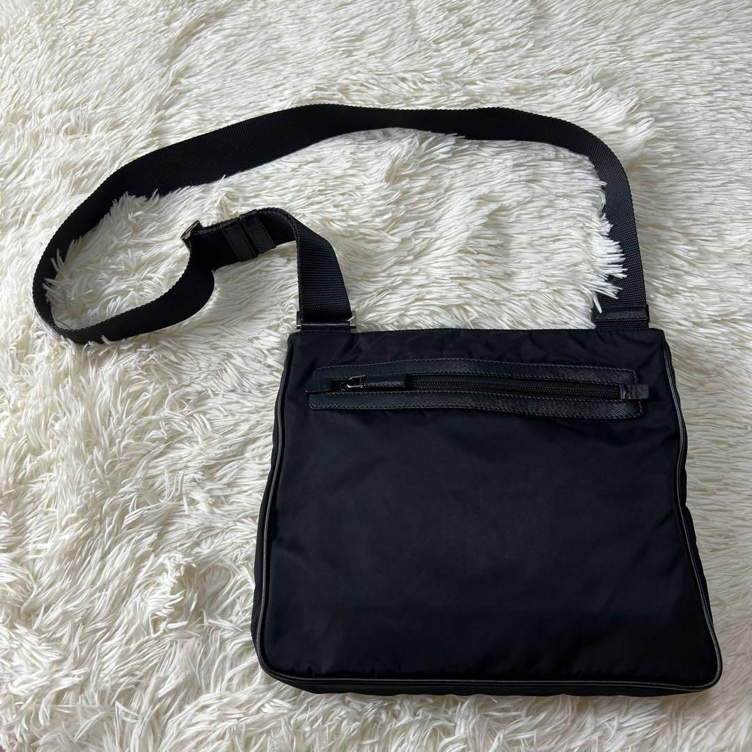 PRADA - 【極美品】プラダ サコッシュ ショルダーバッグ マチ有 三角