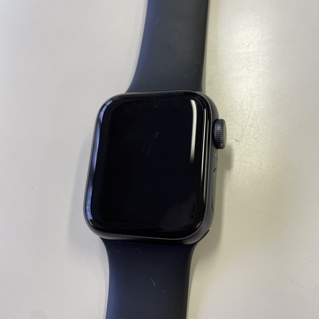 Apple Watch(アップルウォッチ)のApple Watch SE 第1世代 GPSモデル40mm ブラック メンズの時計(腕時計(デジタル))の商品写真