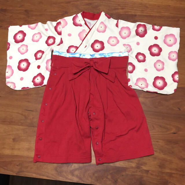 ベルメゾン(ベルメゾン)のりんご様専用  袴ロンパース キッズ/ベビー/マタニティのキッズ服女の子用(90cm~)(和服/着物)の商品写真