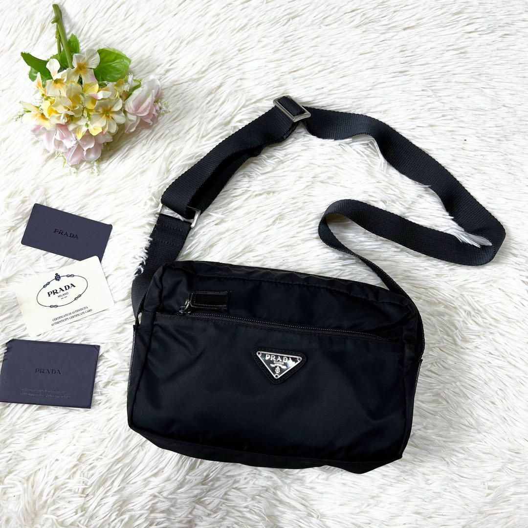 美品 PRADA ショルダーバッグ