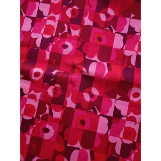 マリメッコ(marimekko)のマリメッコ　RUUTU UNIKKO　貴重　レア　ウニッコ　marimekko(生地/糸)