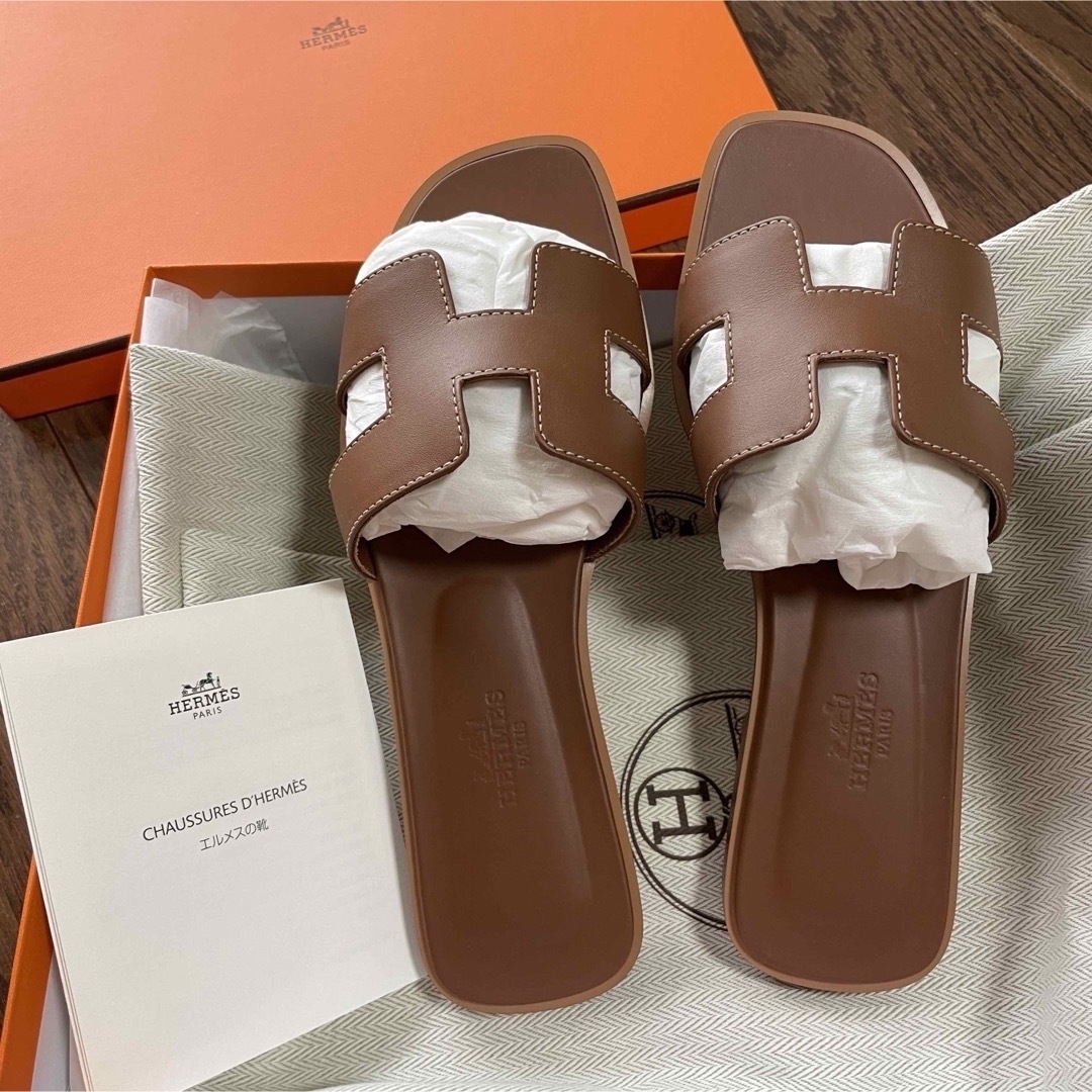 新品未使用 エルメス  HERMES  オラン サンダル 37 ゴールド