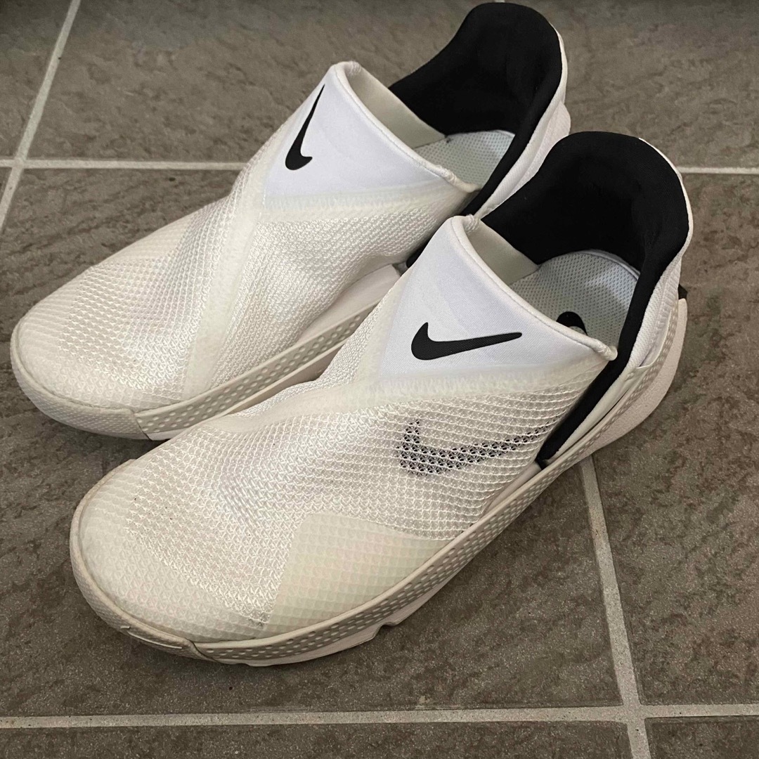 宅急便は割引特典対象! NIKE ナイキ ゴーフライイーズ スニーカー 白