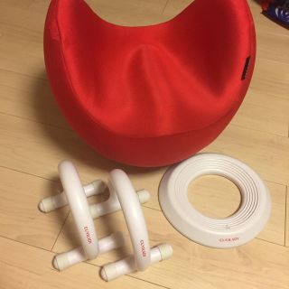 クビレディ CUVILADY バランスチェア レッド(エクササイズ用品)