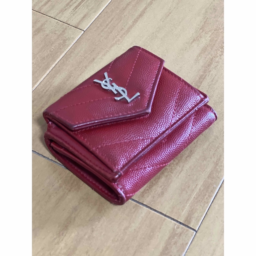 【良品】Saint Laurent 三つ折り財布 Vステッチ レッド YSL