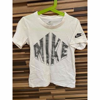 ナイキ(NIKE)のNIKE Tシャツ(Tシャツ/カットソー)