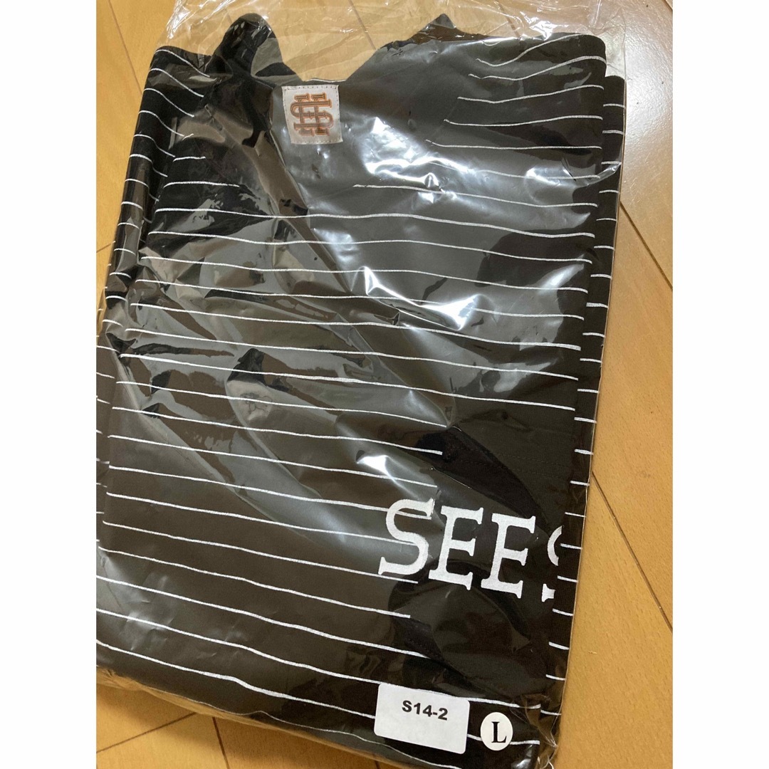 1LDK SELECT(ワンエルディーケーセレクト)のSEE SEE新品Tシャツ メンズのトップス(Tシャツ/カットソー(半袖/袖なし))の商品写真