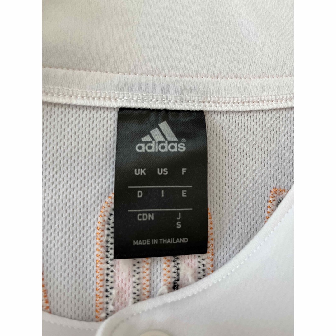 adidas(アディダス)の巨人　長野　ユニフォーム　美品 スポーツ/アウトドアの野球(応援グッズ)の商品写真